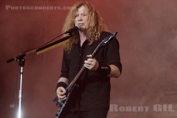 MEGADETH - 2016-06-12 - PARIS - Hippodrome de Longchamp - Stage 2 - David Scott Mustaine